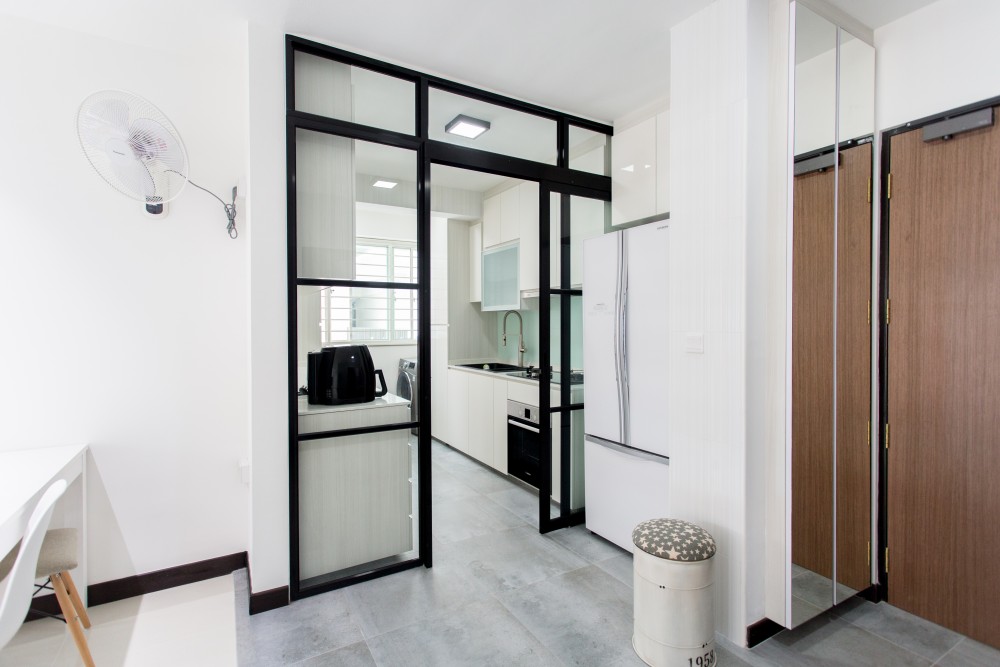 contemporary kitchen entrance