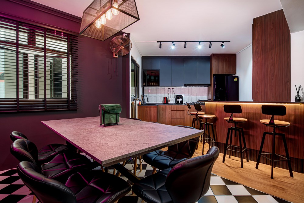 eclectic kitchen with kitchen island and kitchen cabinets