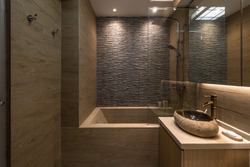 asian bathroom with bathtub and bathroom storage