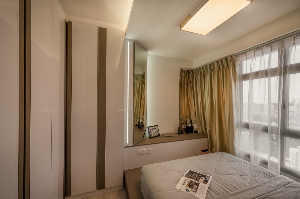 contemporary bedroom with platform bed and cove lighting