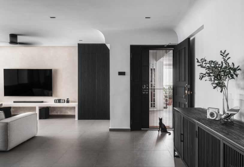 minimalist hallway with ceiling fan and panelling