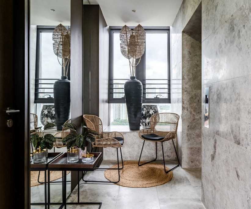 contemporary entryway with mirror and doormats