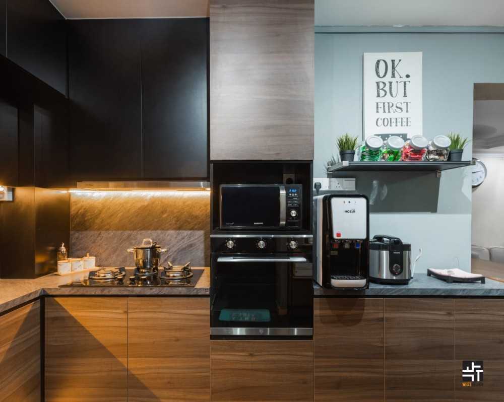 industrial kitchen with countertop and homogeneous tiles