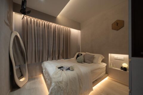 minimalist bedroom with platform bed and cove lighting